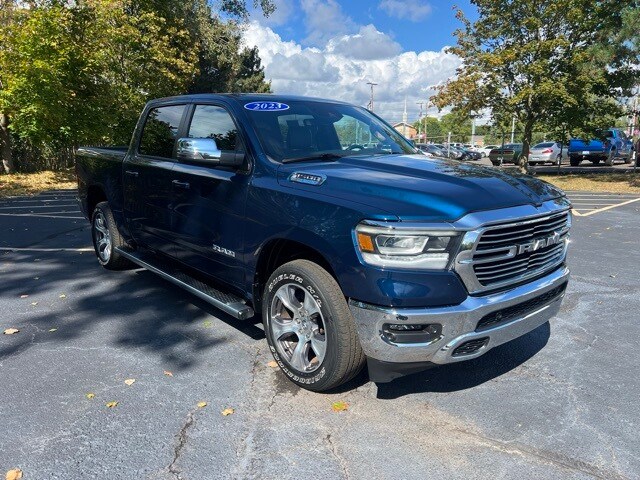 2023 Ram 1500 Laramie photo 3