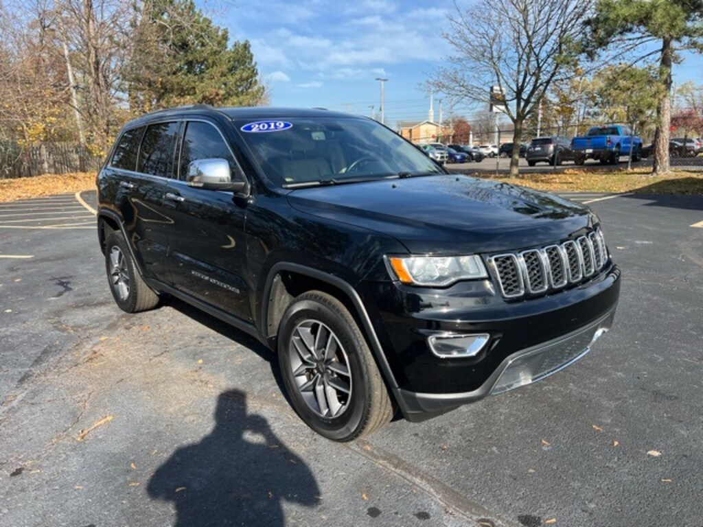 Used 2019 Jeep Grand Cherokee Limited SUV