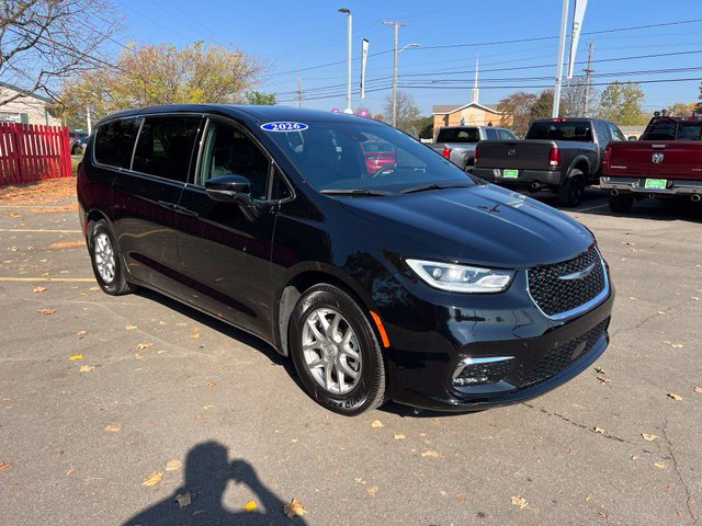 Certified 2026 Chrysler Pacifica Select Minivan/Van
