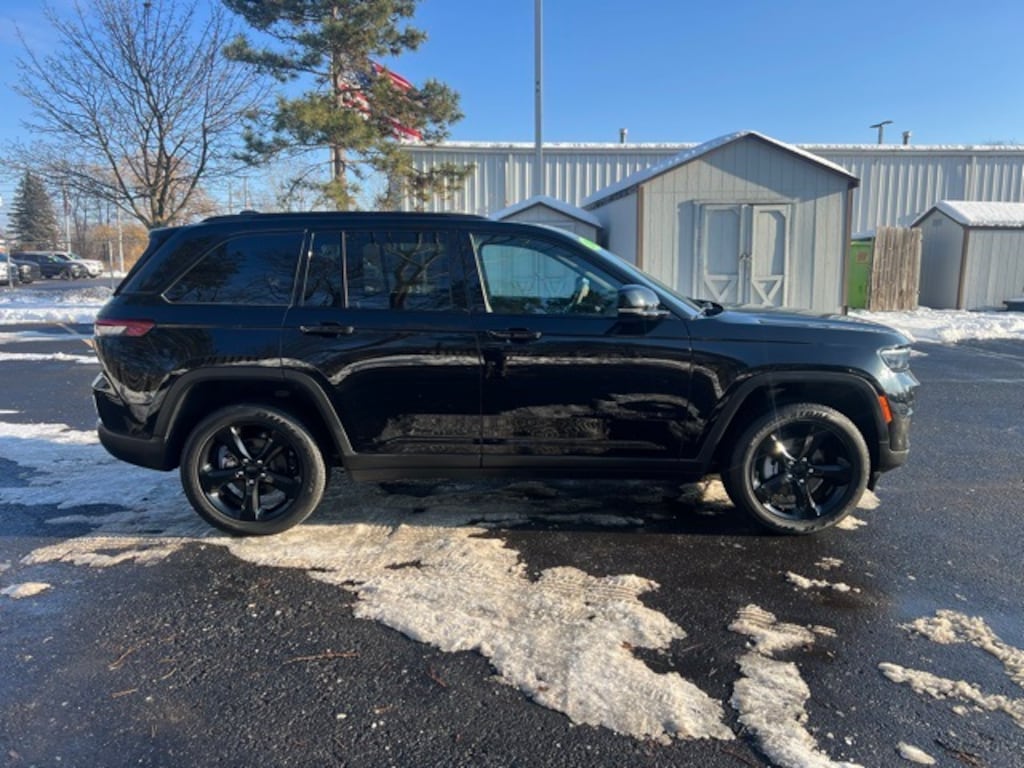 Certified 2024 Jeep Grand Cherokee Altitude X SUV