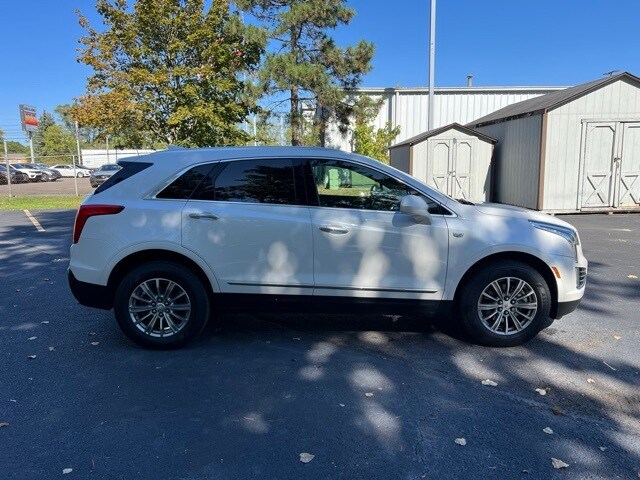 2017 Cadillac XT5 Luxury photo 4