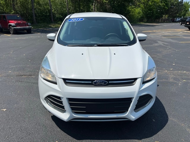 Used 2015 Ford Escape SE with VIN 1FMCU0G7XFUB42261 for sale in Bloomfield, MI