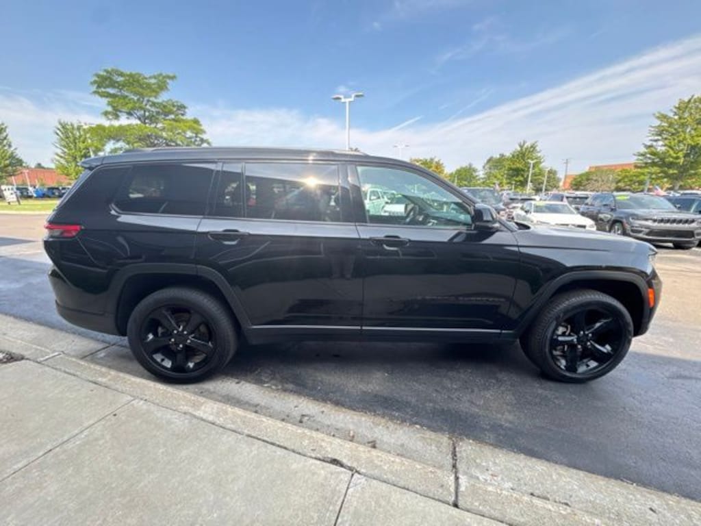 Certified 2025 Jeep Grand Cherokee L Limited SUV