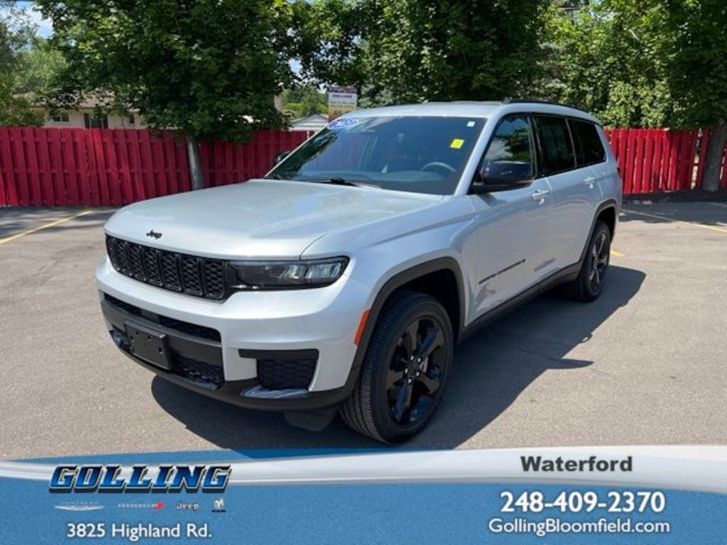 Used 2023 Jeep Grand Cherokee L Altitude SUV