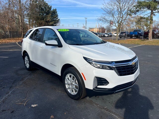 2024 Chevrolet Equinox LT photo 4