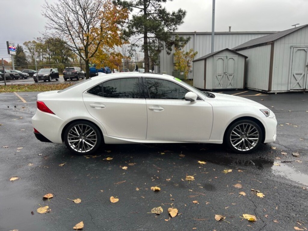 Used 2018 Lexus IS 300 Sedan