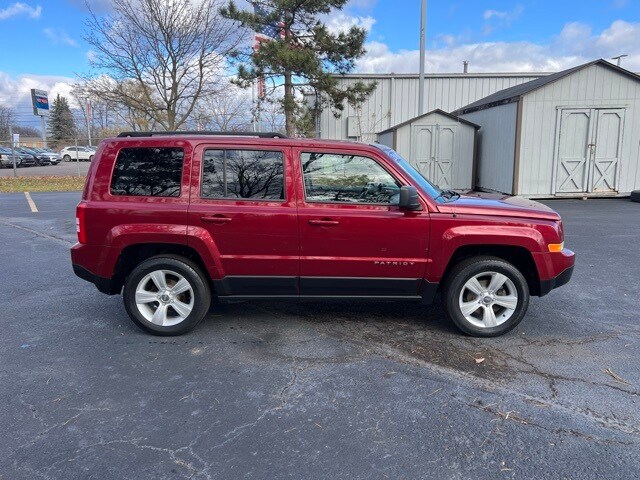 2015 Jeep Patriot Latitude photo 3