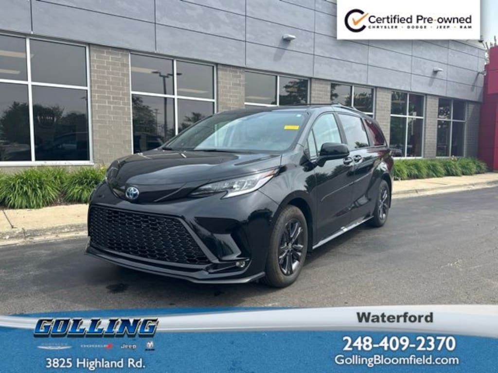 Certified 2025 Toyota Sienna XSE Minivan/Van