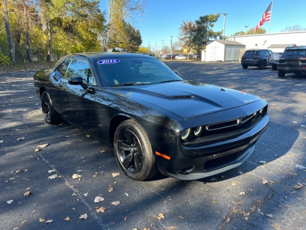 Certified 2015 Dodge Challenger SXT Coupe