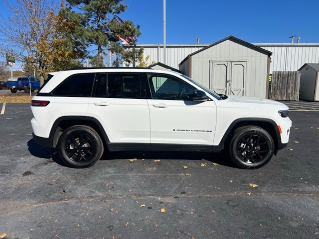 Certified 2024 Jeep Grand Cherokee Altitude X SUV