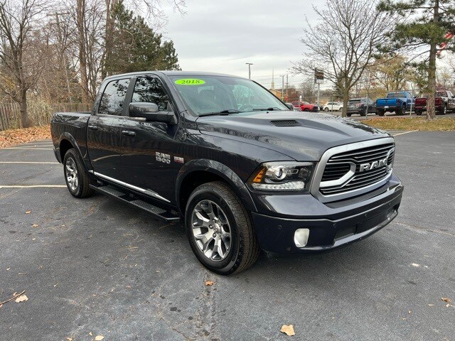 2018 Ram 1500 Limited photo 4