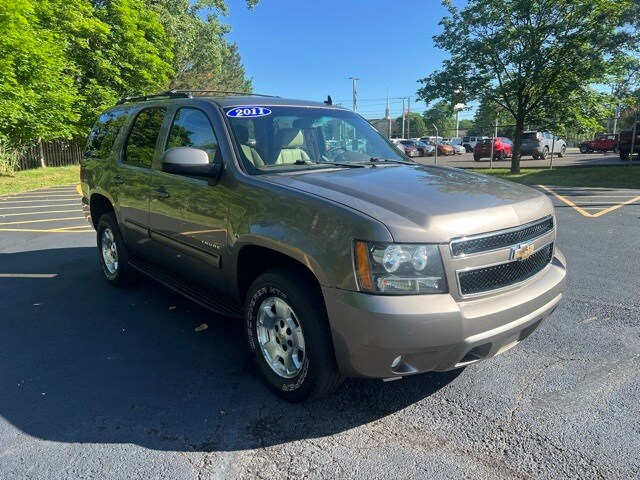 2011 Chevrolet Tahoe LT photo 4