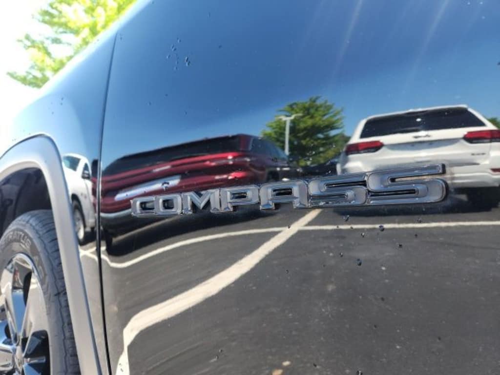 Used 2018 Jeep Compass Altitude SUV