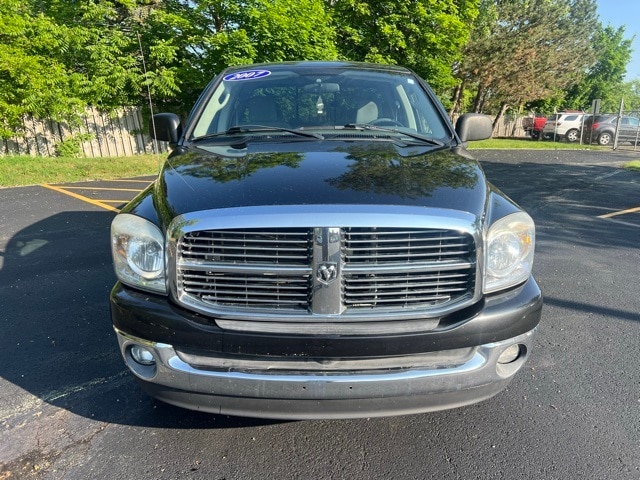 Used 2007 Dodge Ram 1500 Pickup SLT with VIN 1D7HU18257S262331 for sale in Bloomfield, MI