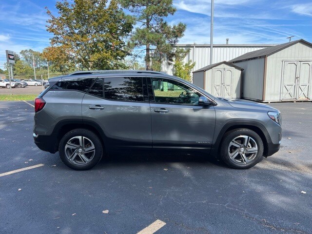 2019 Gmc Terrain SLT photo 2