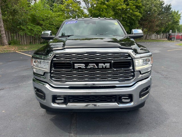 2022 Ram 3500 Limited photo 2