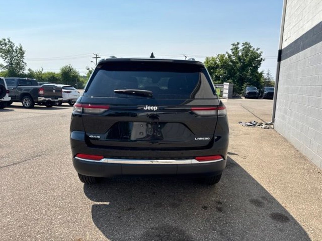 Certified 2024 Jeep Grand Cherokee Laredo X SUV