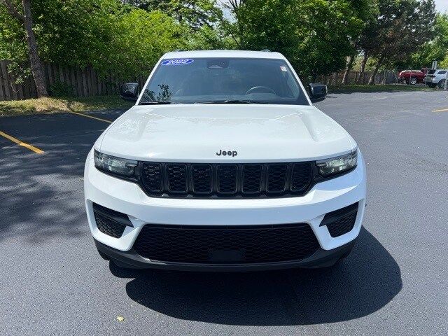 Certified 2022 Jeep Grand Cherokee Altitude with VIN 1C4RJHAG9N8610826 for sale in Bloomfield, MI
