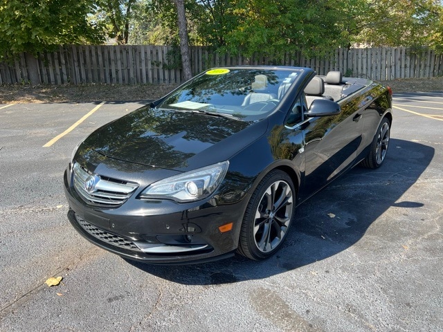 Certified 2018 Buick Cascada Premium with VIN W04WH3N50JG042650 for sale in Bloomfield Township, MI