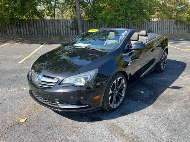 2018 Buick Cascada Premium photo 2