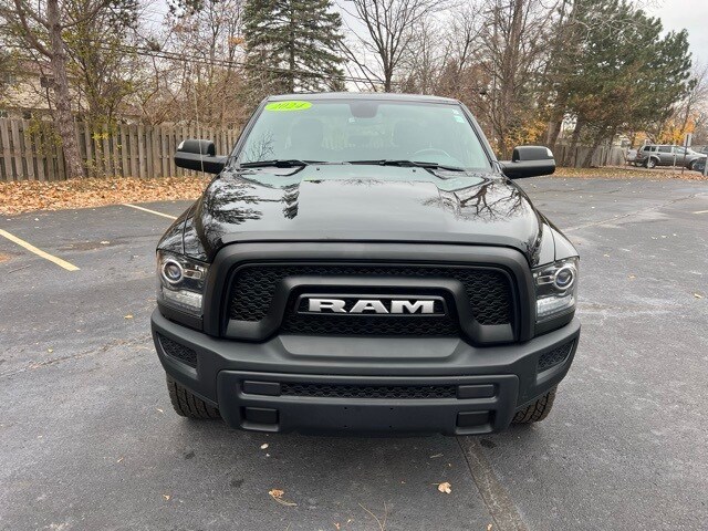 2024 Ram 1500 Classic Warlock photo 2