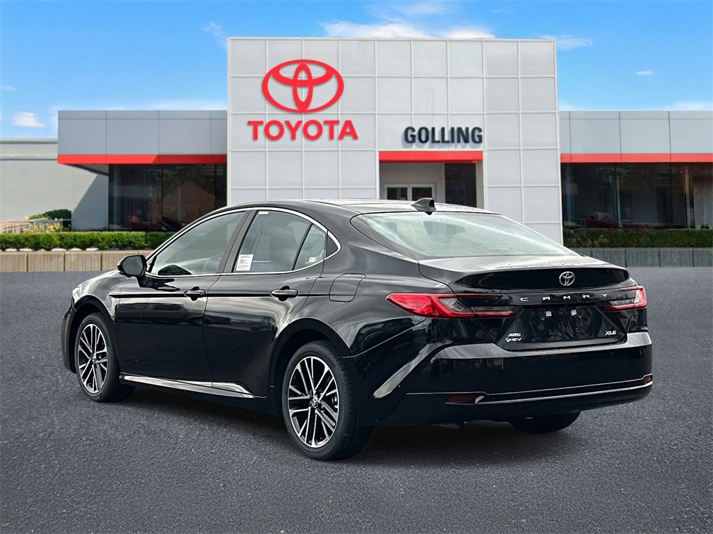 2026 Toyota Camry XLE photo 4