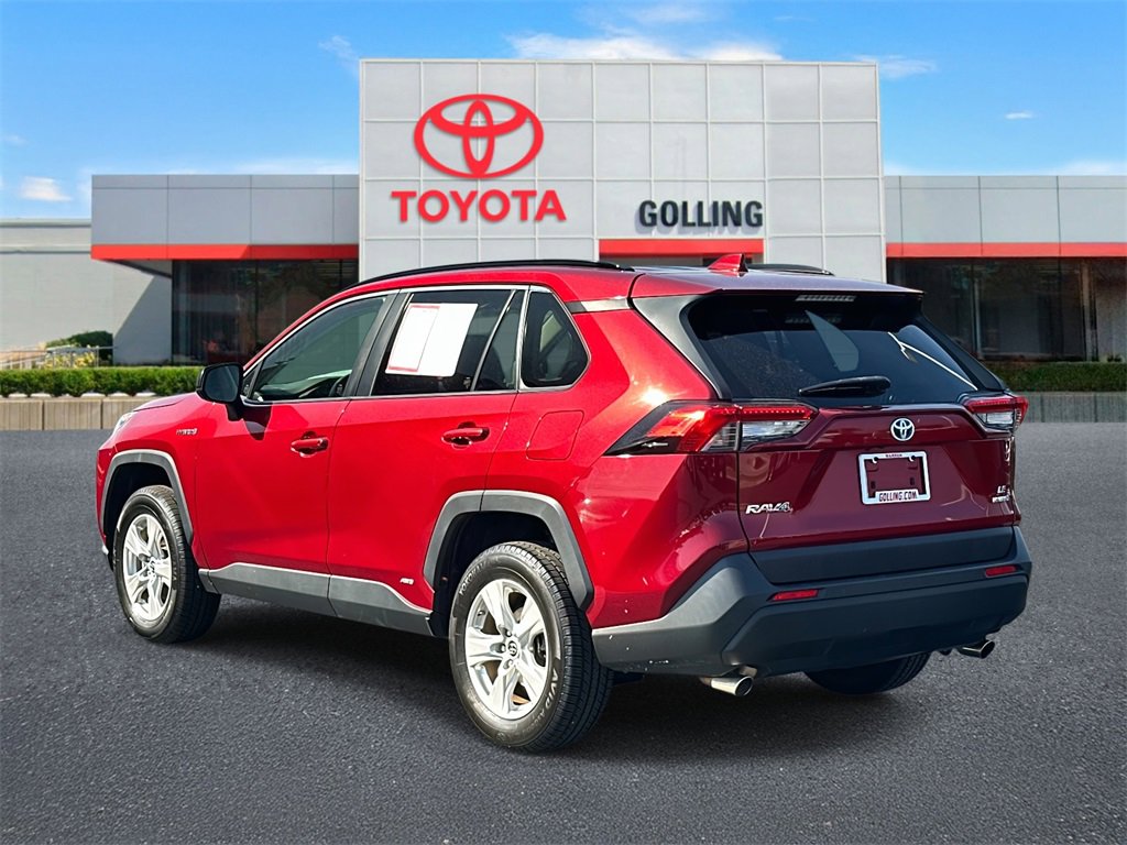 2019 Toyota RAV4 Hybrid LE photo 3