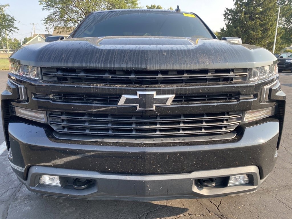 Used 2019 Chevrolet Silverado 1500 RST with VIN 1GCRYEED1KZ182413 for sale in Warren, MI