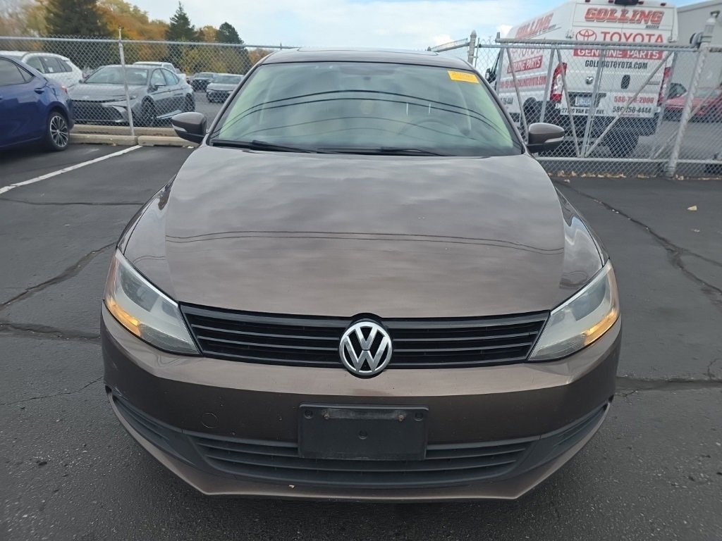 Used 2011 Volkswagen Jetta SE with VIN 3VWBZ7AJ9BM325581 for sale in Warren, MI
