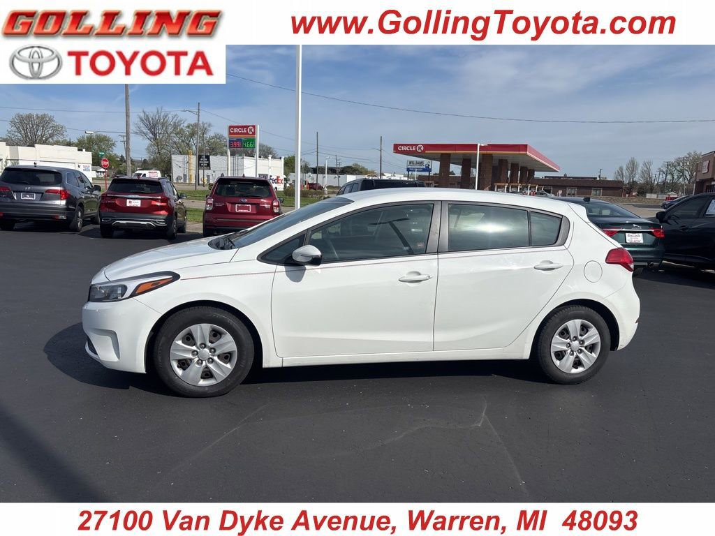 2017 Kia Forte5 LX