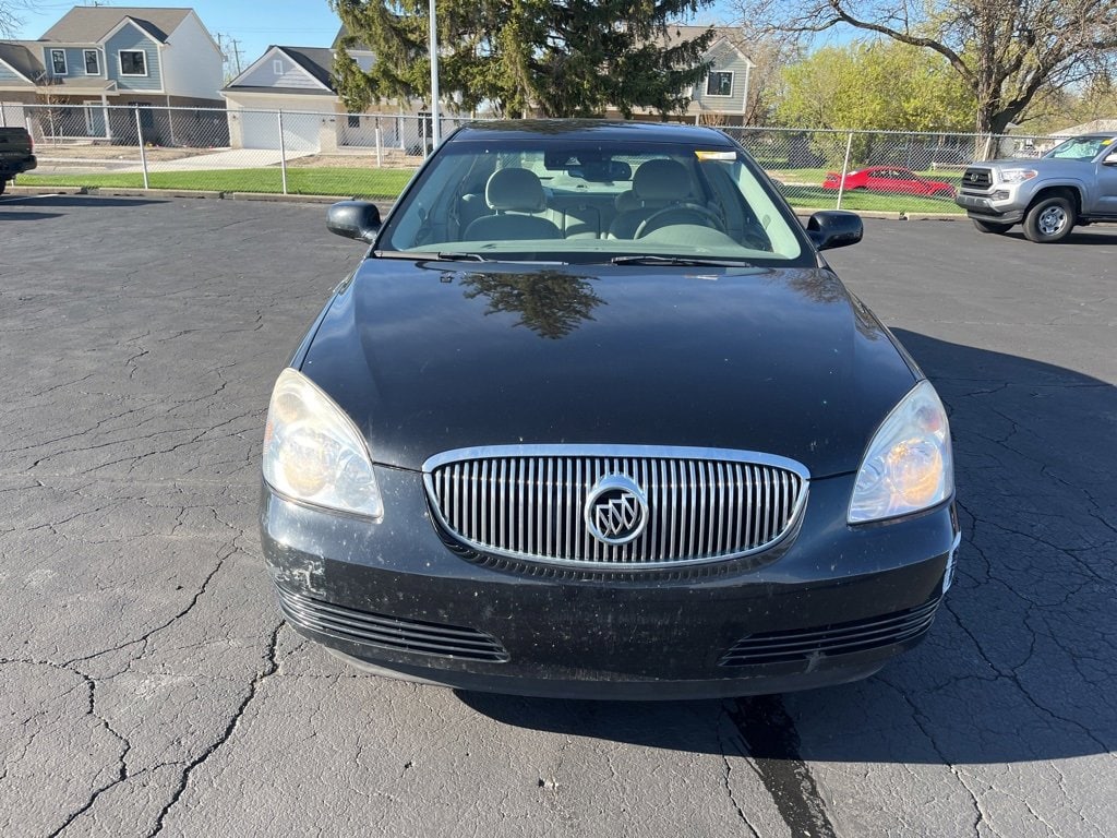 Used 2008 Buick Lucerne CX with VIN 1G4HP572X8U187573 for sale in Warren, MI