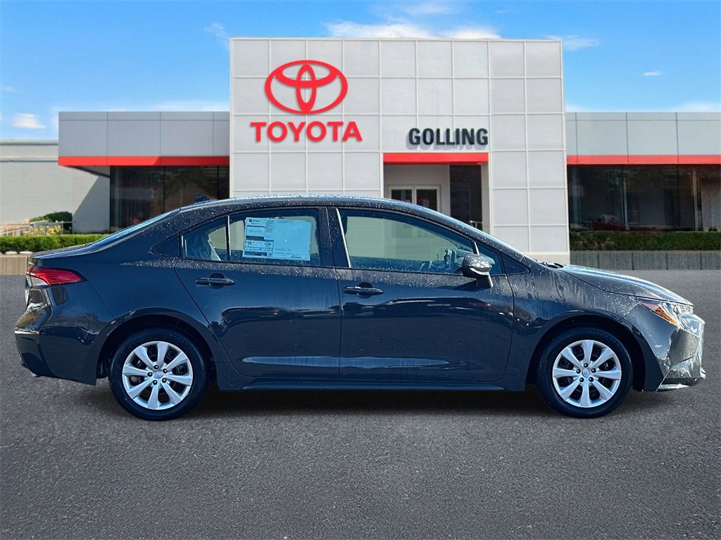 2026 Toyota Corolla LE photo 2