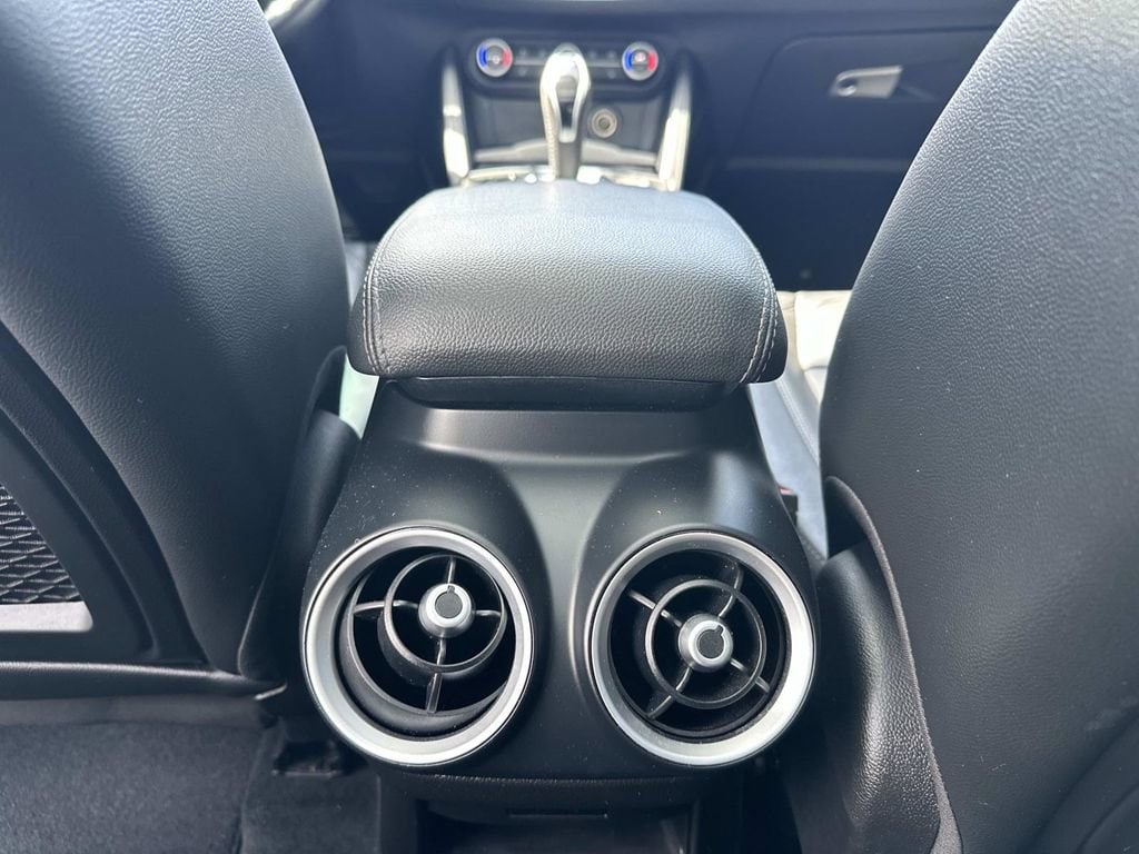 2020 Alfa Romeo Stelvio Sport - Photo 15