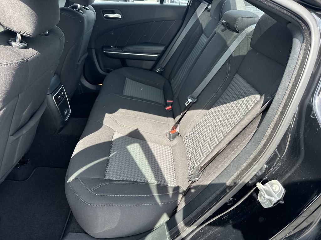 2023 Dodge Charger SXT - Photo 12