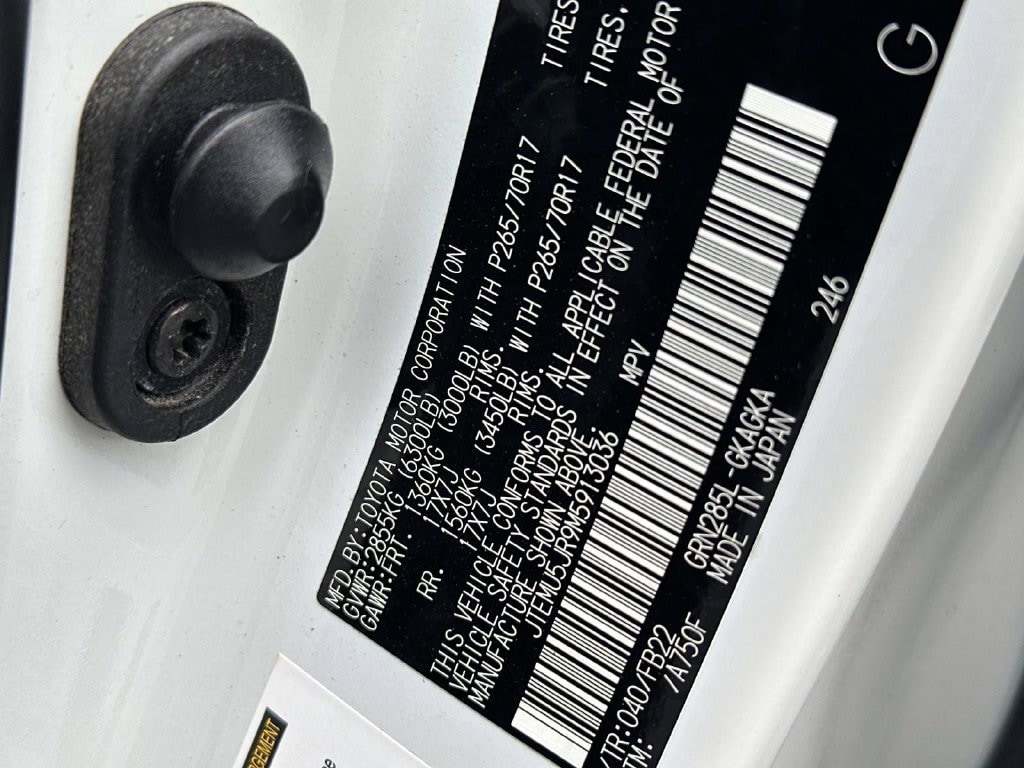 2021 Toyota 4Runner SR5 - Photo 18