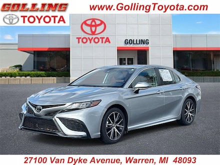 2023 Toyota Camry SE Sedan