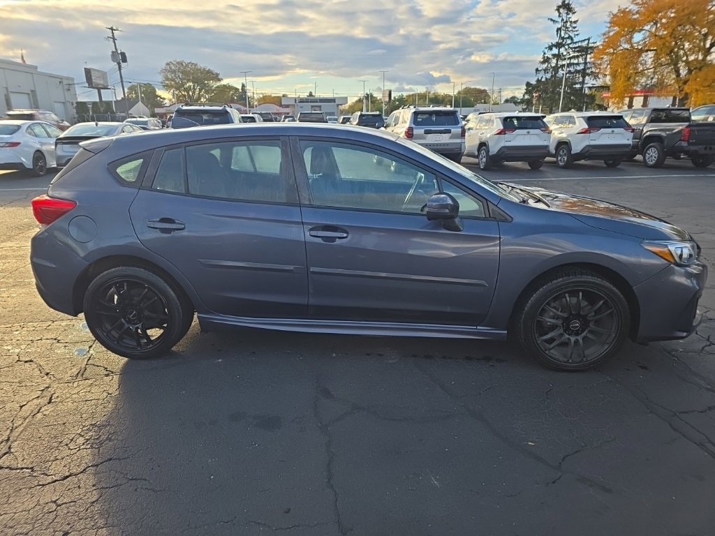 2017 Subaru Impreza 2.0i Sport photo 4