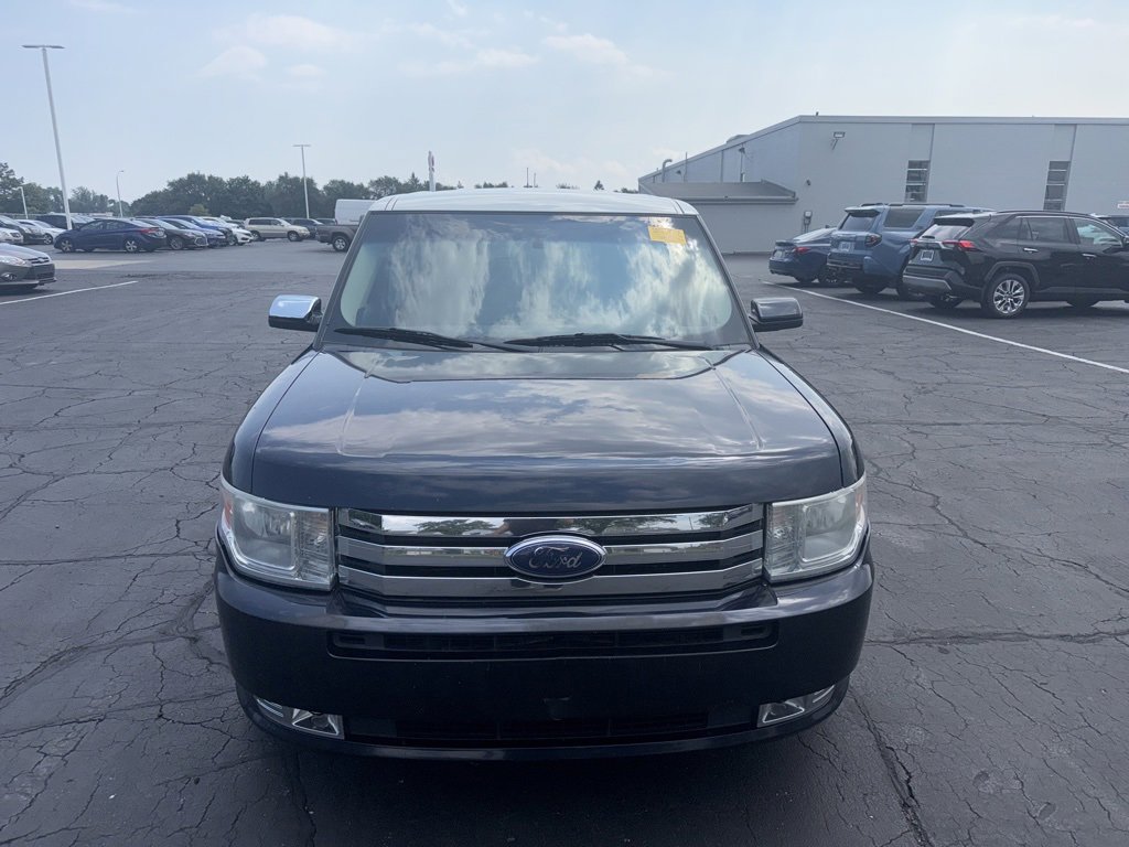 Used 2009 Ford Flex SEL with VIN 2FMDK52C89BA17099 for sale in Warren, MI