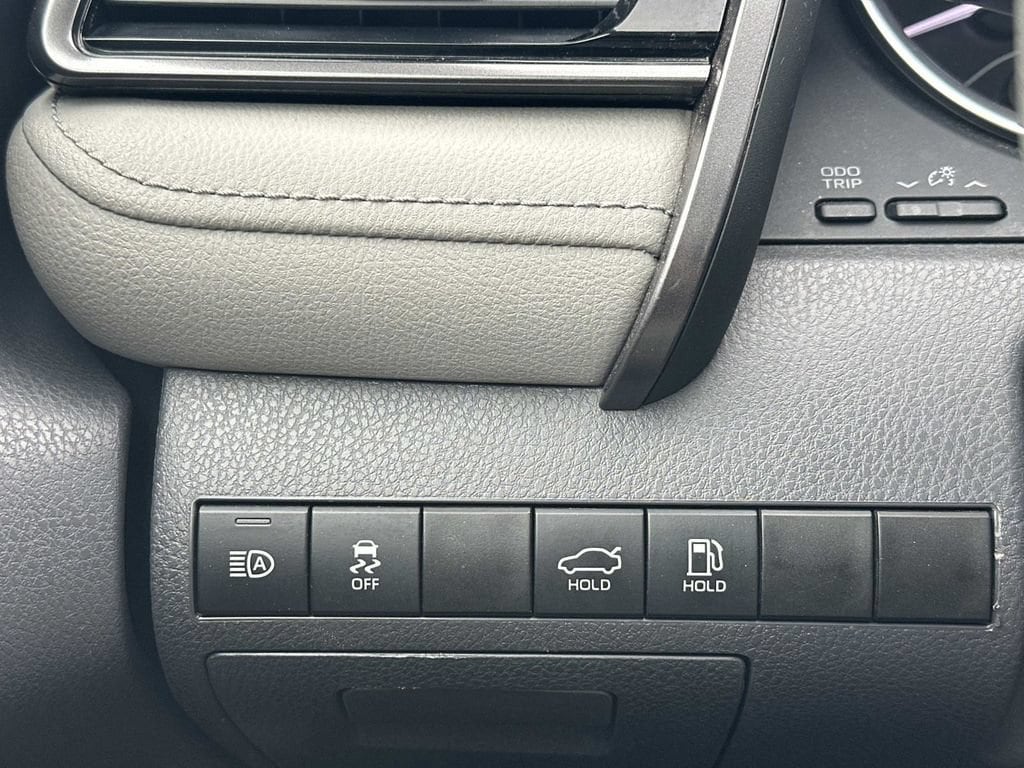 2023 Toyota Camry LE - Photo 26