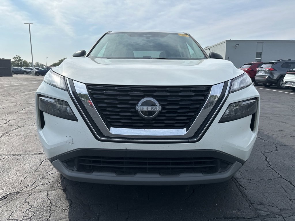 2023 Nissan Rogue S photo 2
