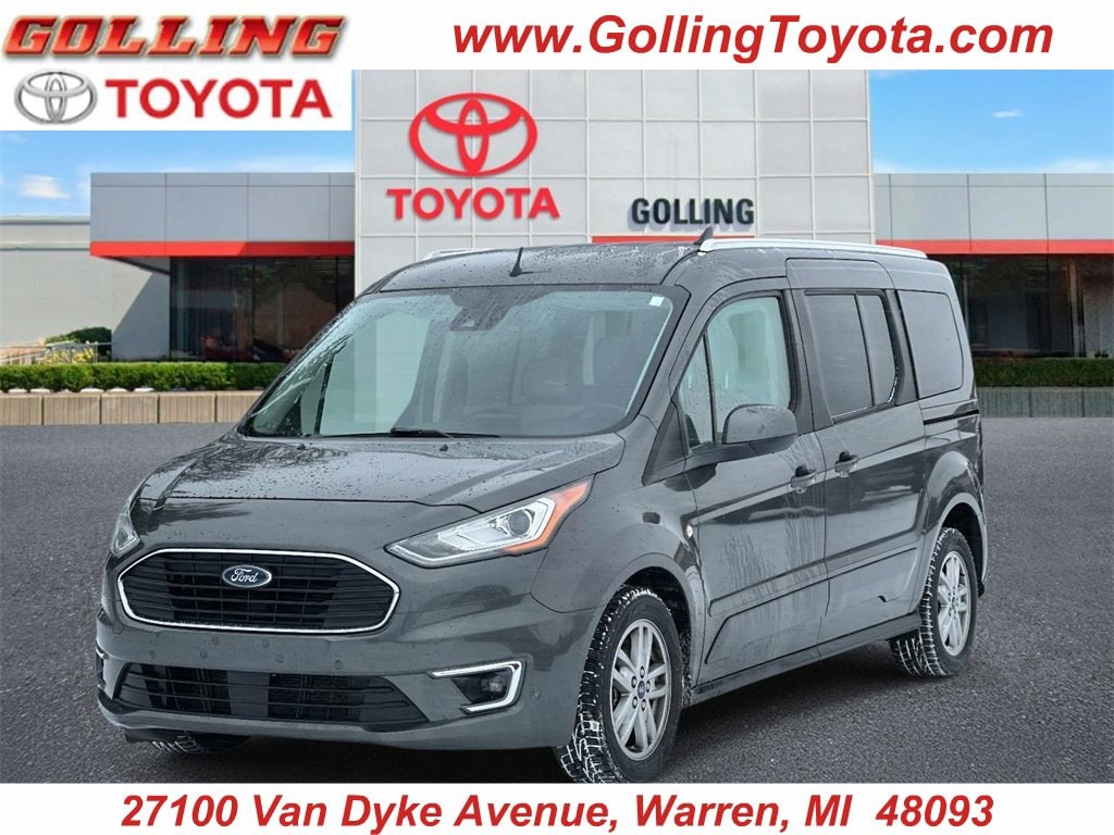 2019 Ford Transit Connect Titanium's photo