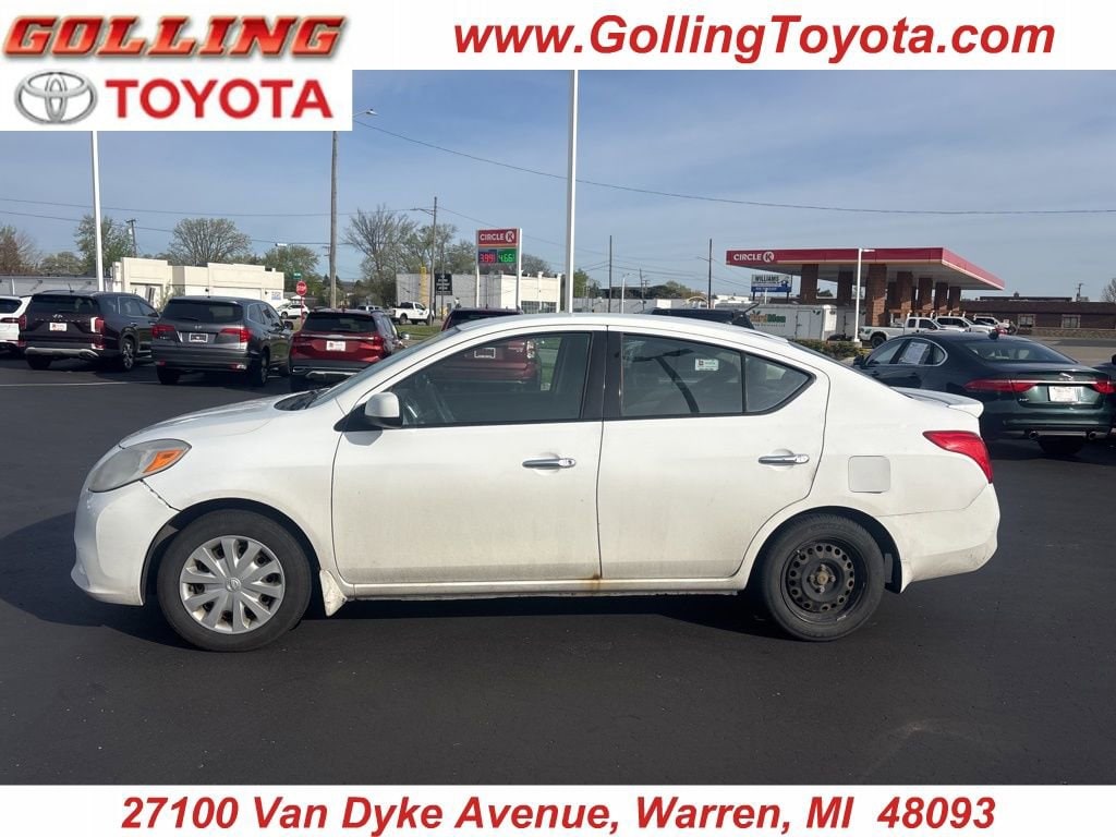 2014 Nissan Versa Sedan SV