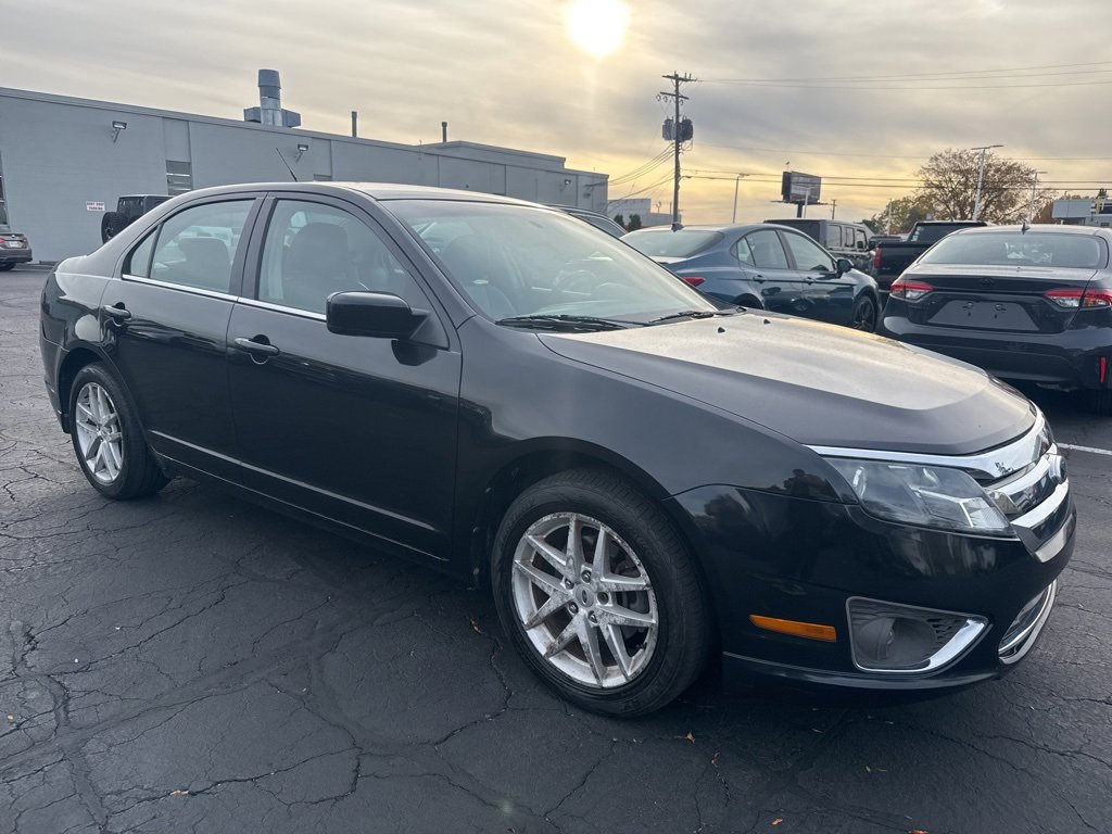 2010 Ford Fusion SEL photo 3