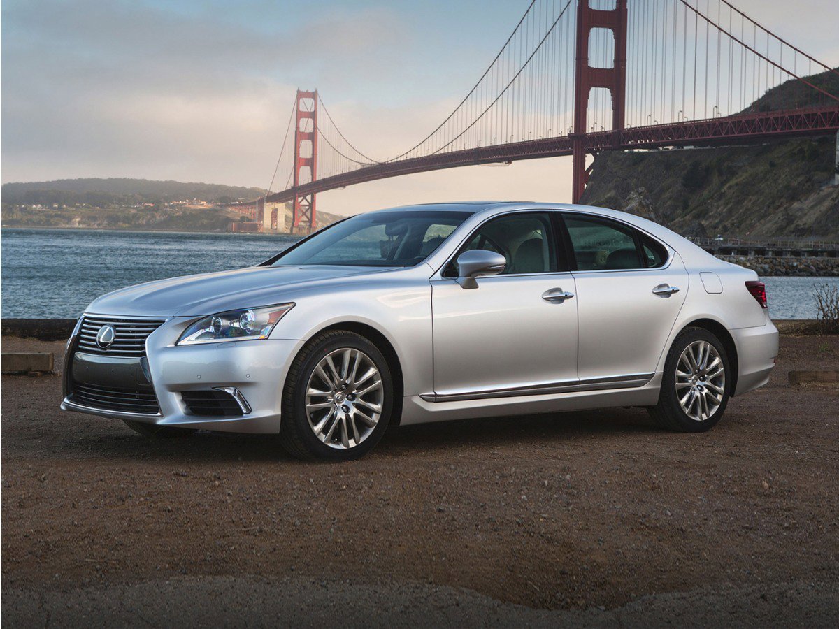2015 Lexus LS 500 460's photo