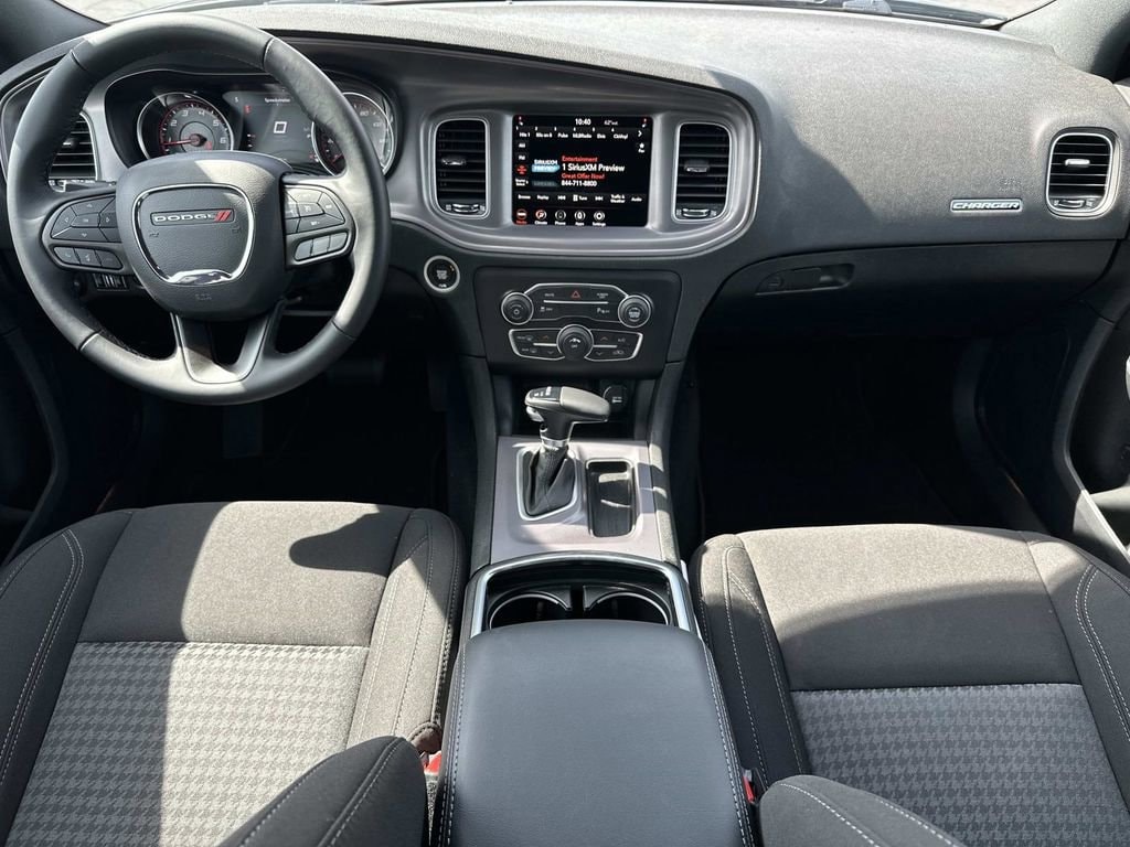 2023 Dodge Charger SXT - Photo 13
