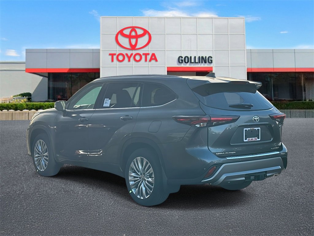 2025 Toyota Highlander Hybrid Platinum photo 4