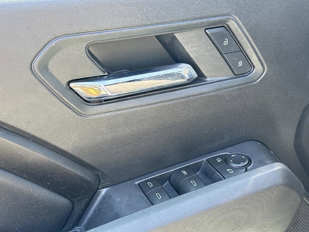 2023 Chevrolet Colorado LT - Photo 16