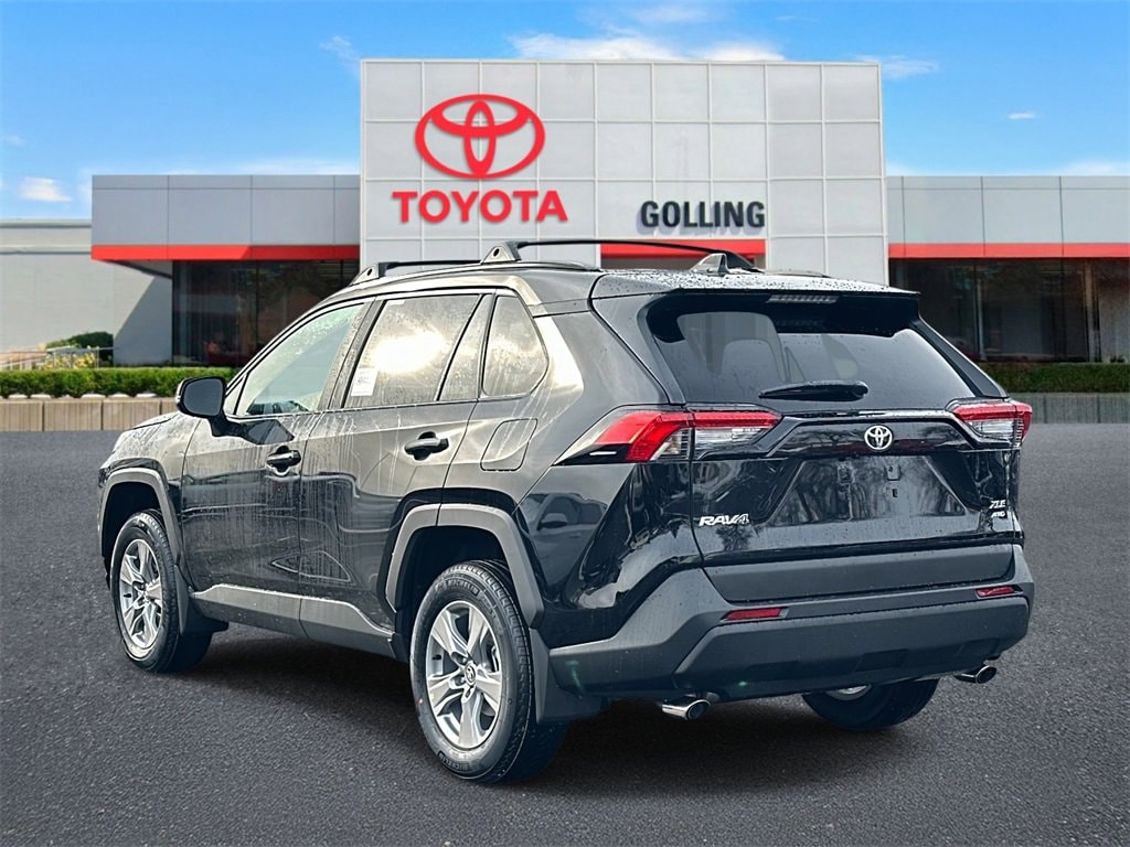 New 2025 Toyota RAV4 XLE XLE AWD SUV