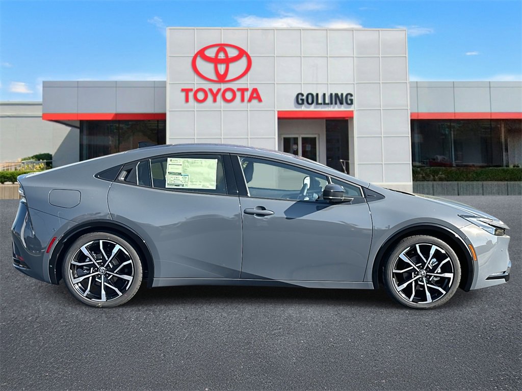 2026 Toyota Prius Plug-in Hybrid XSE Premium photo 2