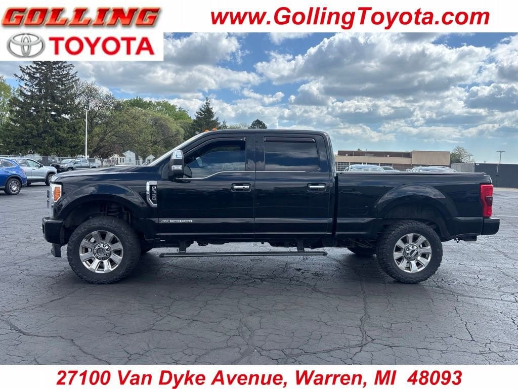 2017 Ford F-350 Platinum 4x4 Crew Cab 6-1/2' Box SRW's photo